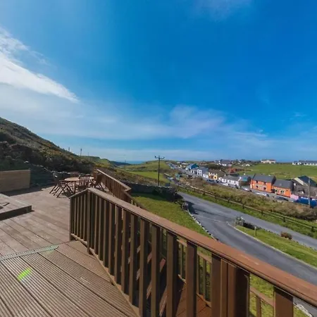 Luxury In Village With Hot Tubs دولين