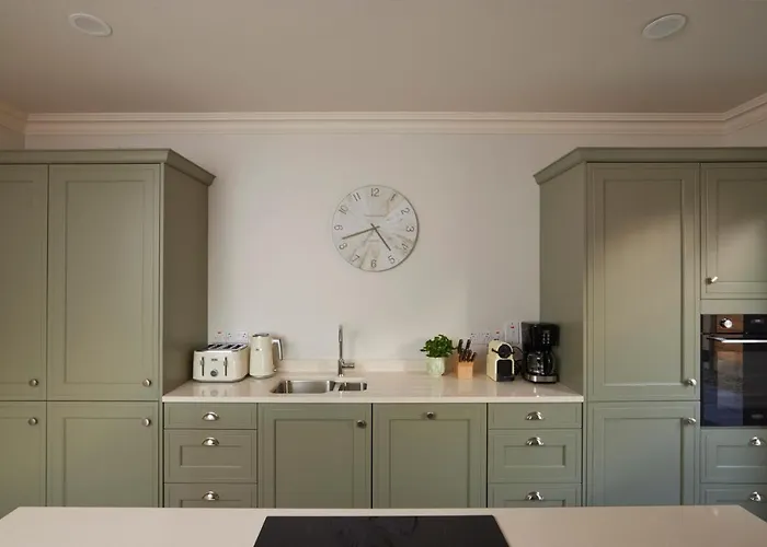 Luxury In Village With Hot Tubs Ferienhaus Doolin