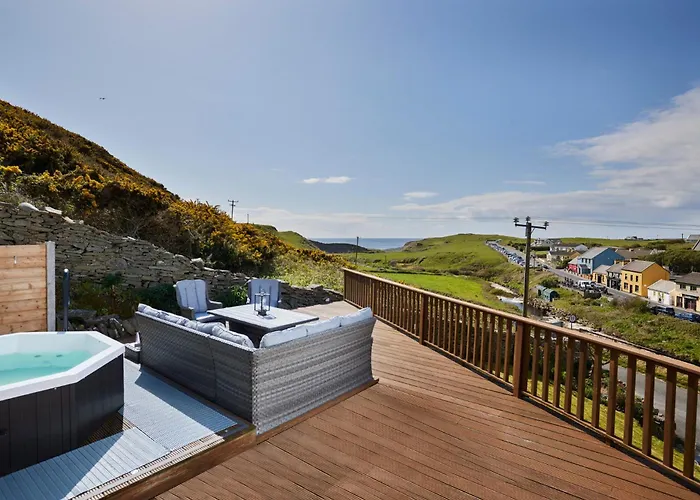 Luxury In Village With Hot Tubs * Doolin